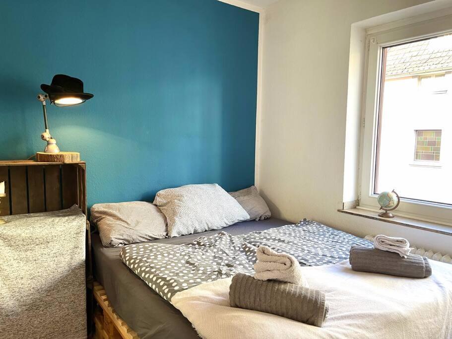 - Chilliges Zimmer In Dusseldorf Mit Balkon & Kuche; Big Tv And Bed - Esterno foto